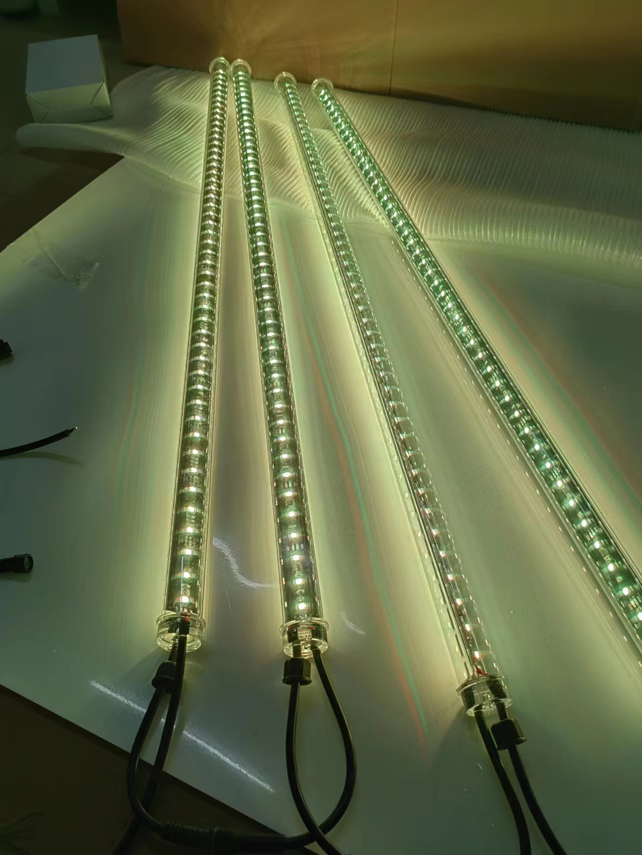 Addressable Led Pixel Tubes 15mm 20mm 30mm Rgb 3d Meteor Tubes 360 Degree Digital Tube for Club Stage Pixel Lights
