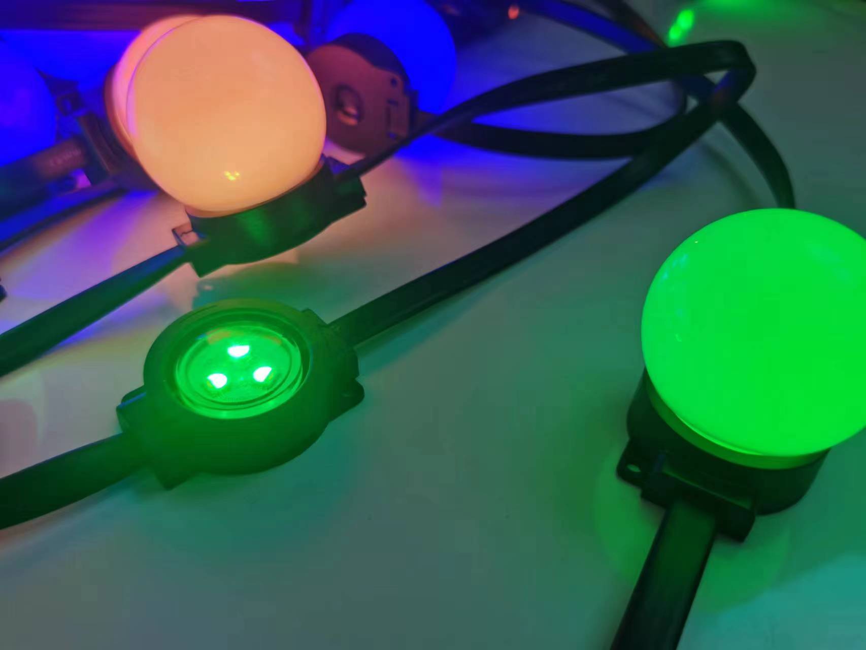 Addressable RGB RGBW LED Pixel Bulb 50mm LED Pixel Light SPI/DMX512 Waterproof DC12V DC24V IP68 Led Point