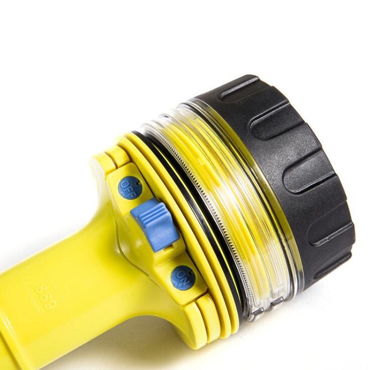 50M Professio<i></i>nal Underwater Diving Flashlights Outdoor Submarine Waterproof Led Flashlight Torch