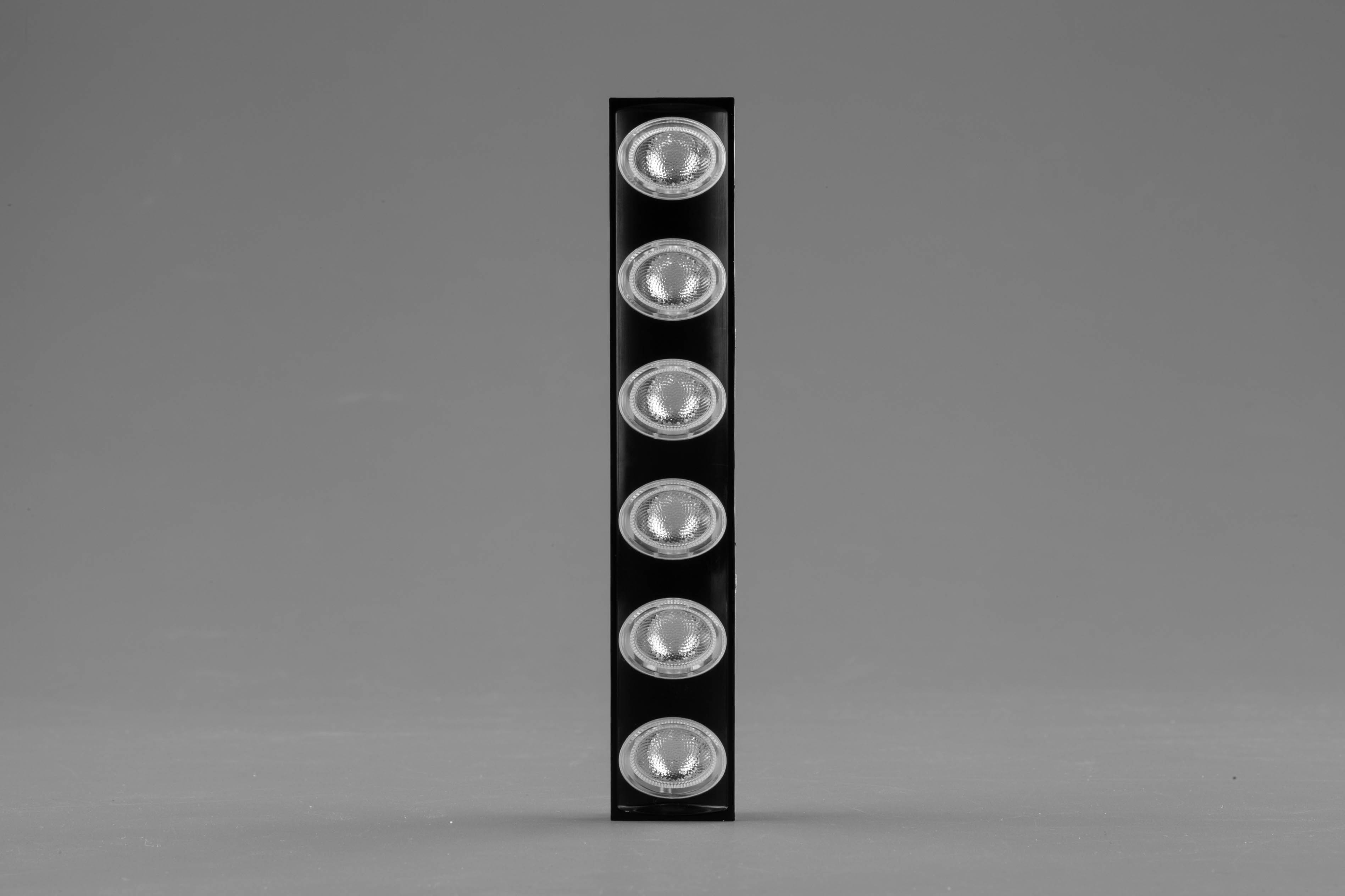 Linear Led Lens Ultra Thin Magnetic Track Light Reflector Ingot Shape