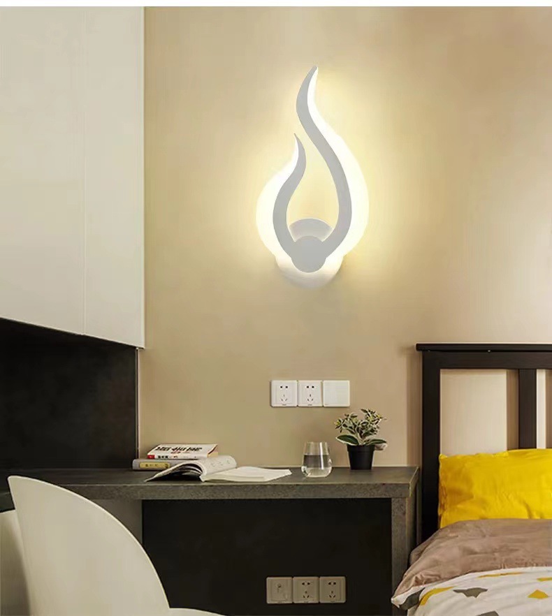 Modern Simple Acrylic Wall Lamp for Bedroom Study Aisle Corridor Hotel Guest Room Bedside Wall Lamp with LED Light Source