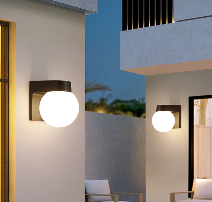 Acrylic Circular Decorative Outdoor LED Wall Lamp WL2800picture3