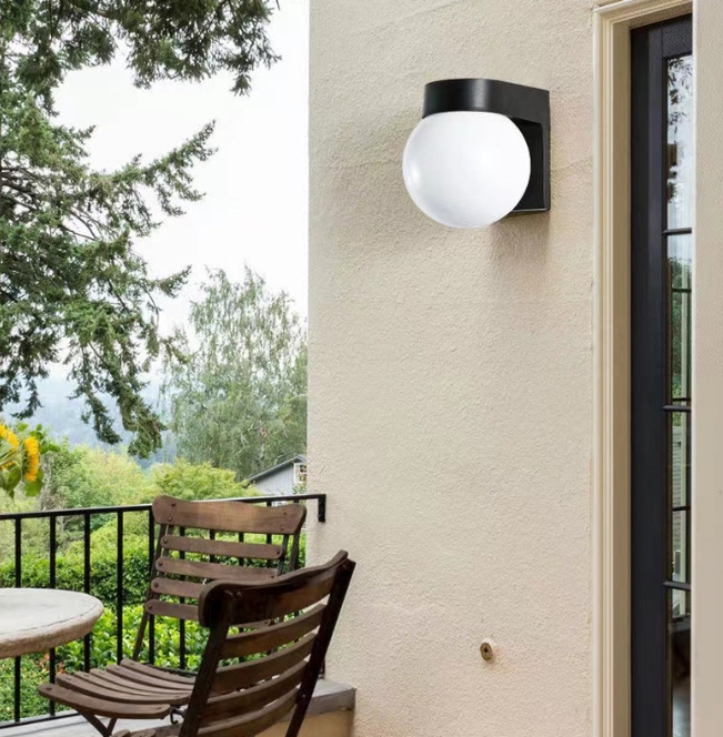 Acrylic Circular Decorative Outdoor LED Wall Lamp WL2800picture4