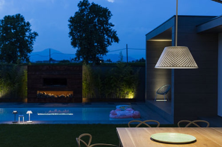 New Product Nordic Hot Selling Reaso<i></i>nable Price Outdoor Hanging Lamp Led me<i></i>tal Lampshade Pendant Light for Home Office Wholesale