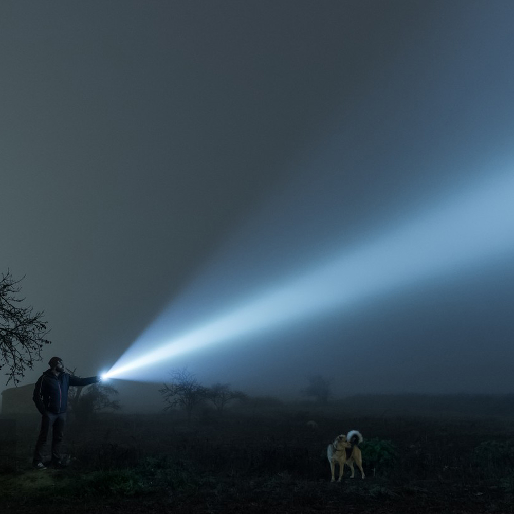 Rechargeable Torch LED Flashlights Spotlight FSH130picture4