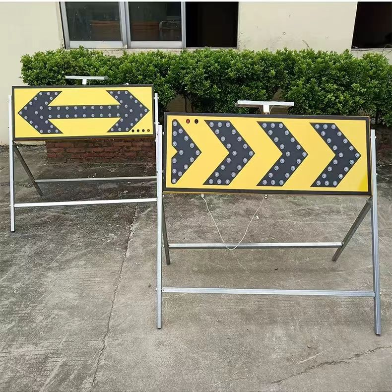Solar Road Construction Barricade Strobe Guide Arrow Board TSW100picture5