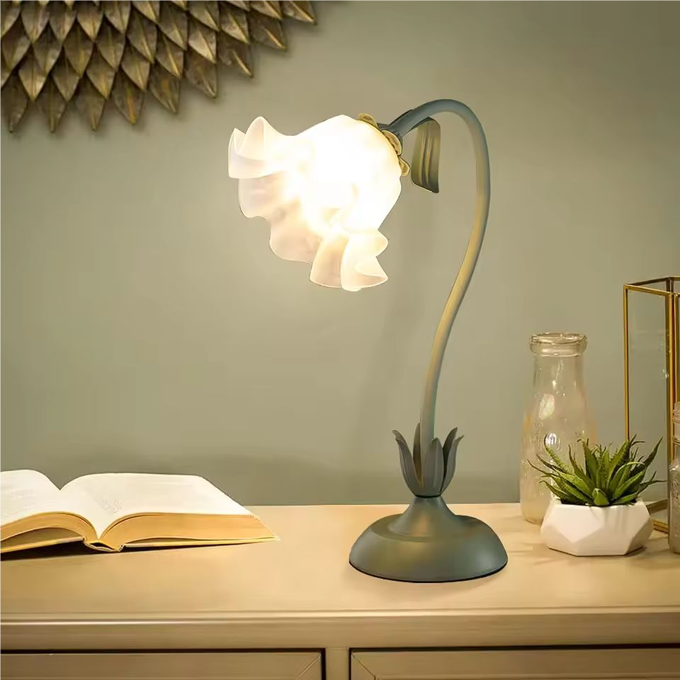 Flexible DIY Flower Green Table Light for Reading DTL2600picture2