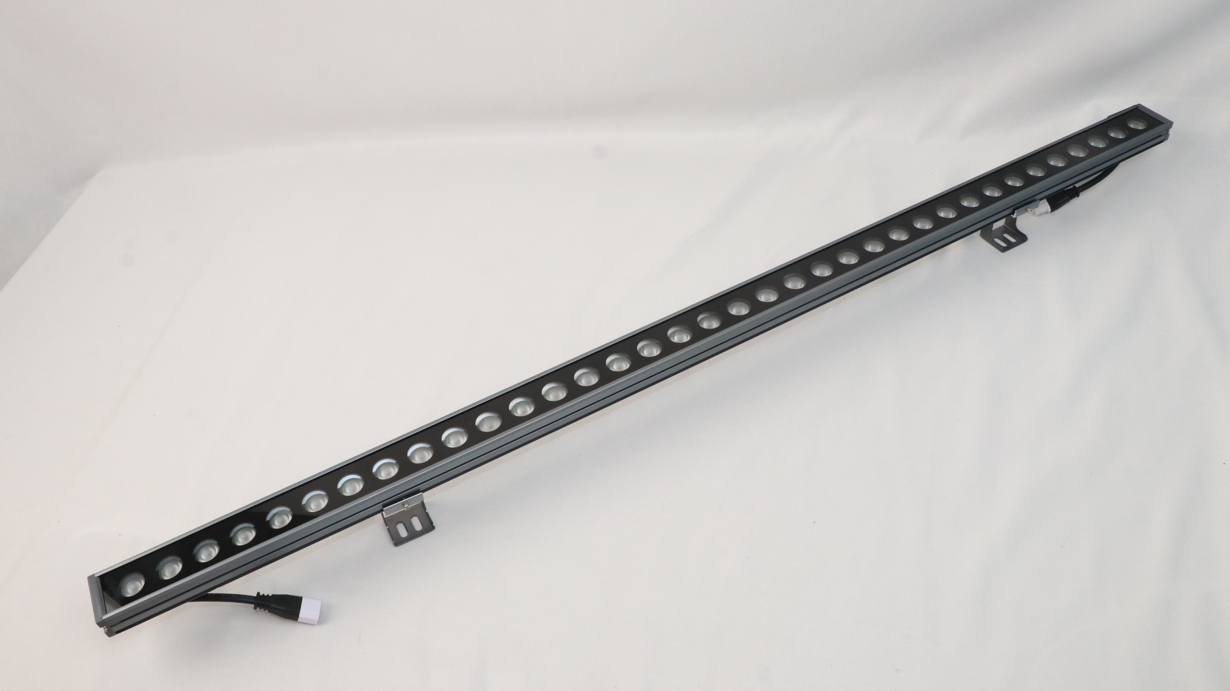 Single Color DMX512 18/24/36W LED Wall Washer Lighting Architectural Building IP 65 for Outdoor Landscape Aluminum Glass 24V DC