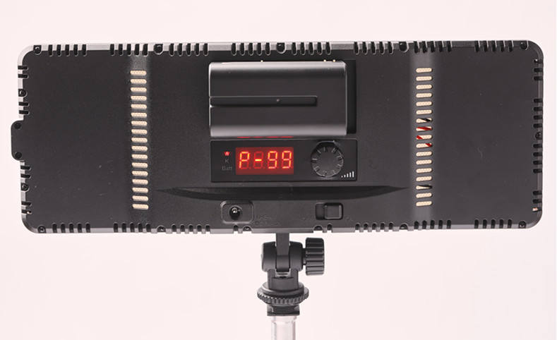 LED Video Studio Camera Light for Wedding Shooting PHT230picture4