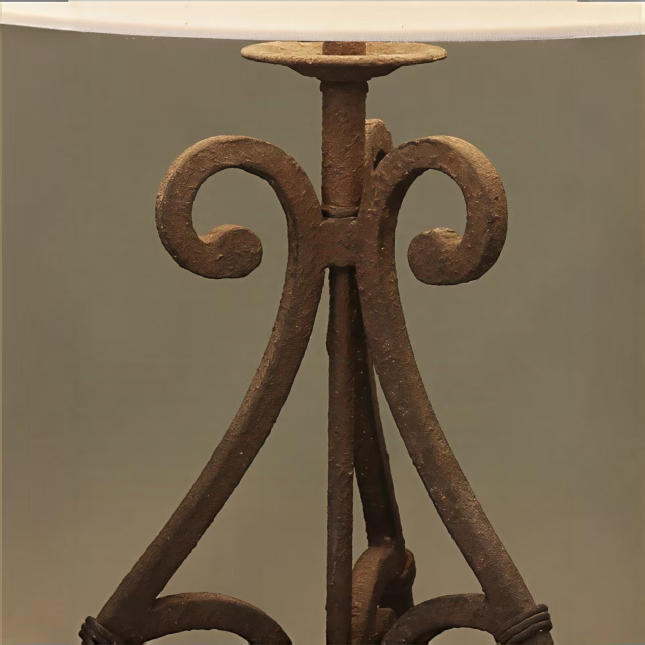 MODERN CLASSIC LAMP FASHION TABLE LAMP for HOME and HOTEL CMS310picture3