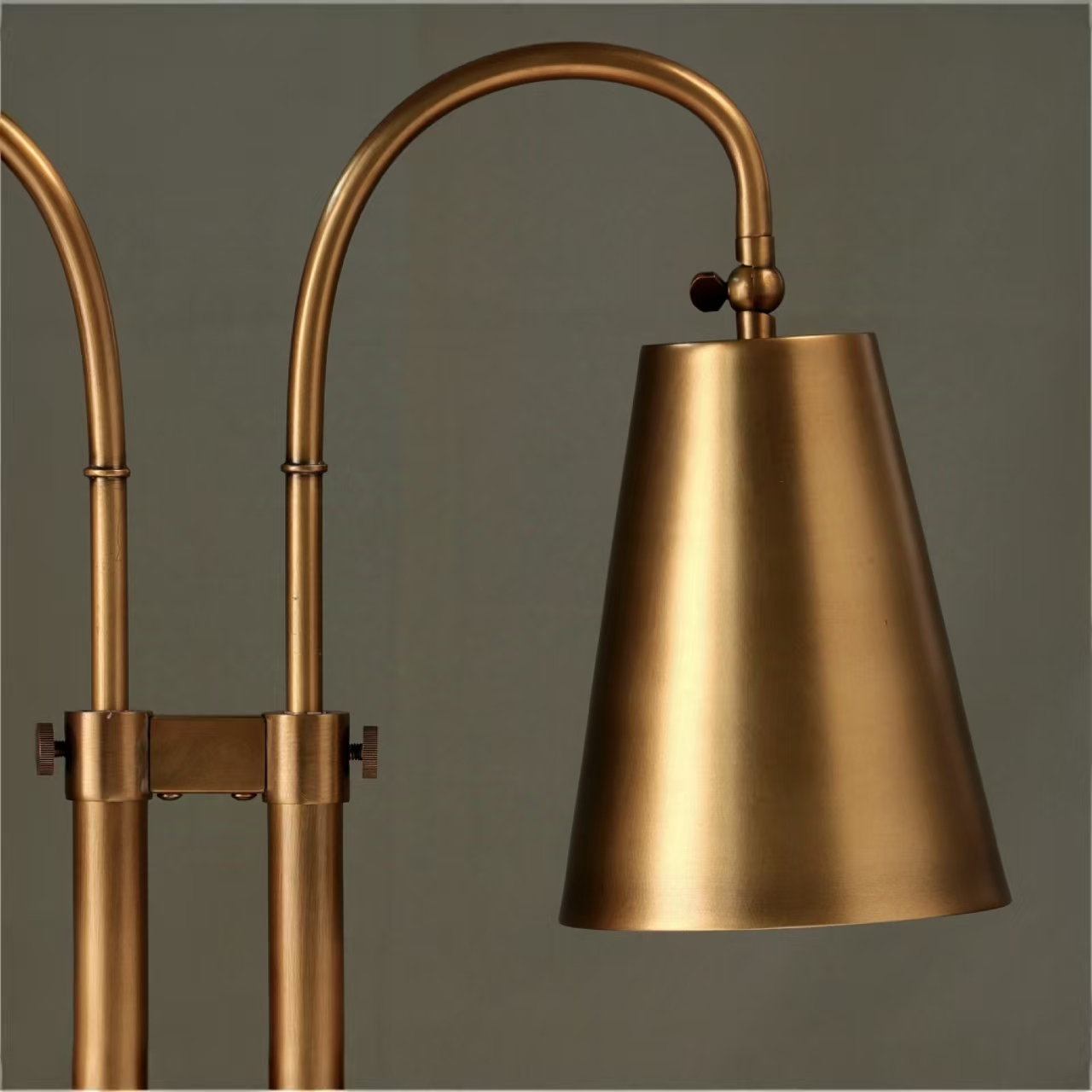 Home Decor Hotel Metal Nordic Rechargeable LED Table Lamp EUS560picture3