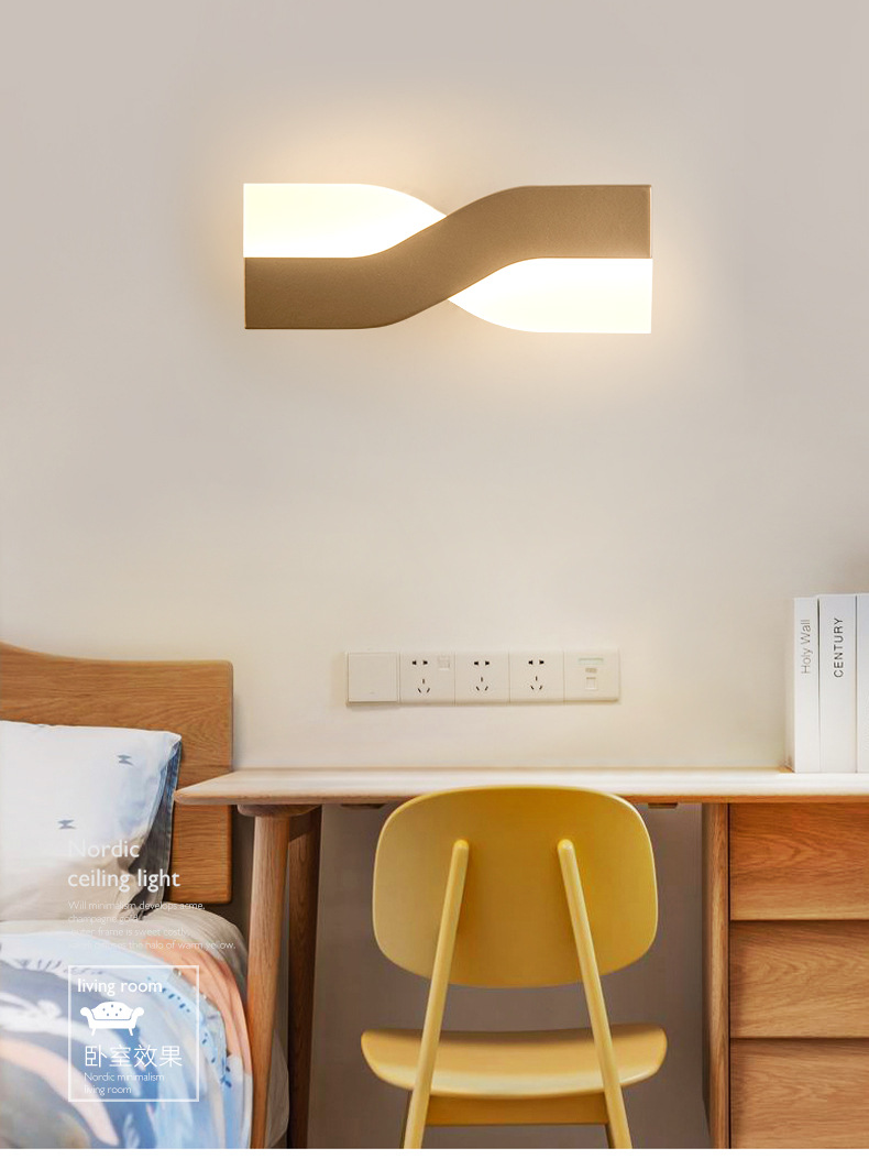 European Style Creative Bedside Lamp Bedroom Living Room Modern Simple Wall Lamp Rotatable Incandescent 220V Study Reading