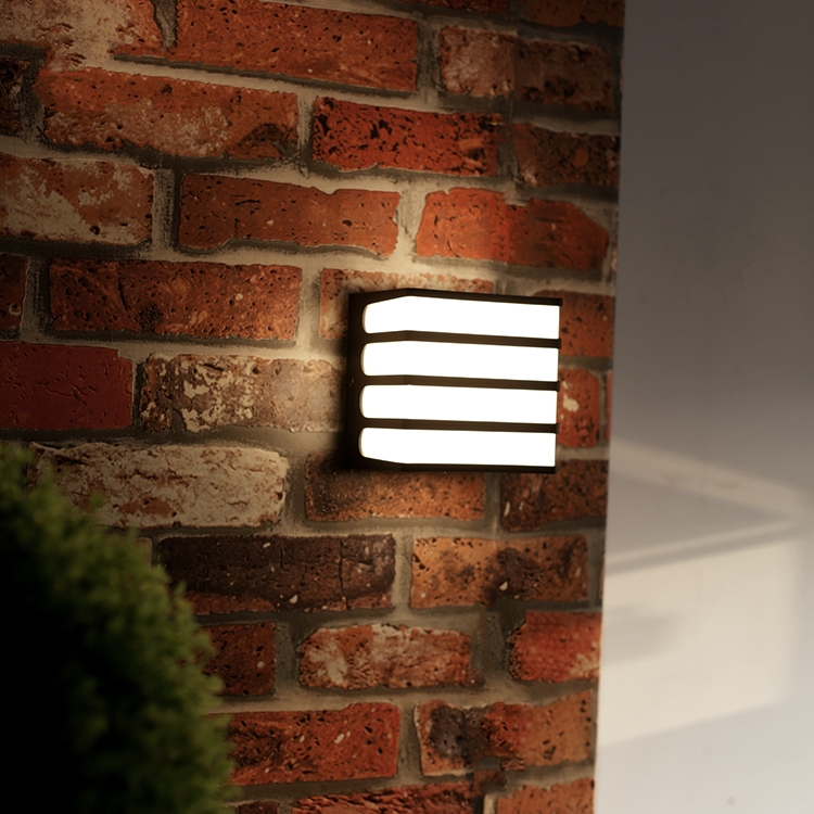 Morden Popular Outdoor Garden IP65 Waterproof PC LED 8W Wall Light WL5270picture5