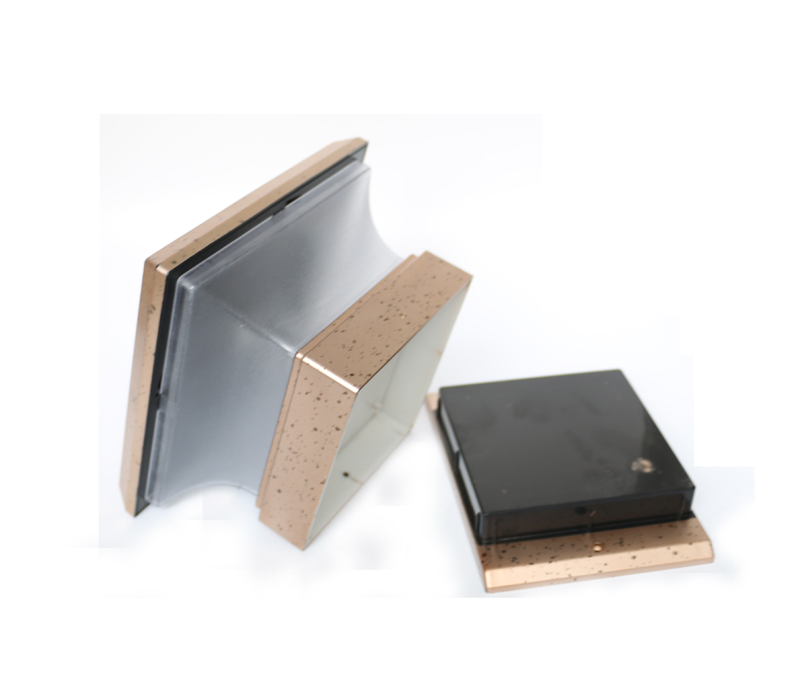 IP65 Modern 4x4 Warm White LED Solar Garden Post Cap Light SPS210picture3