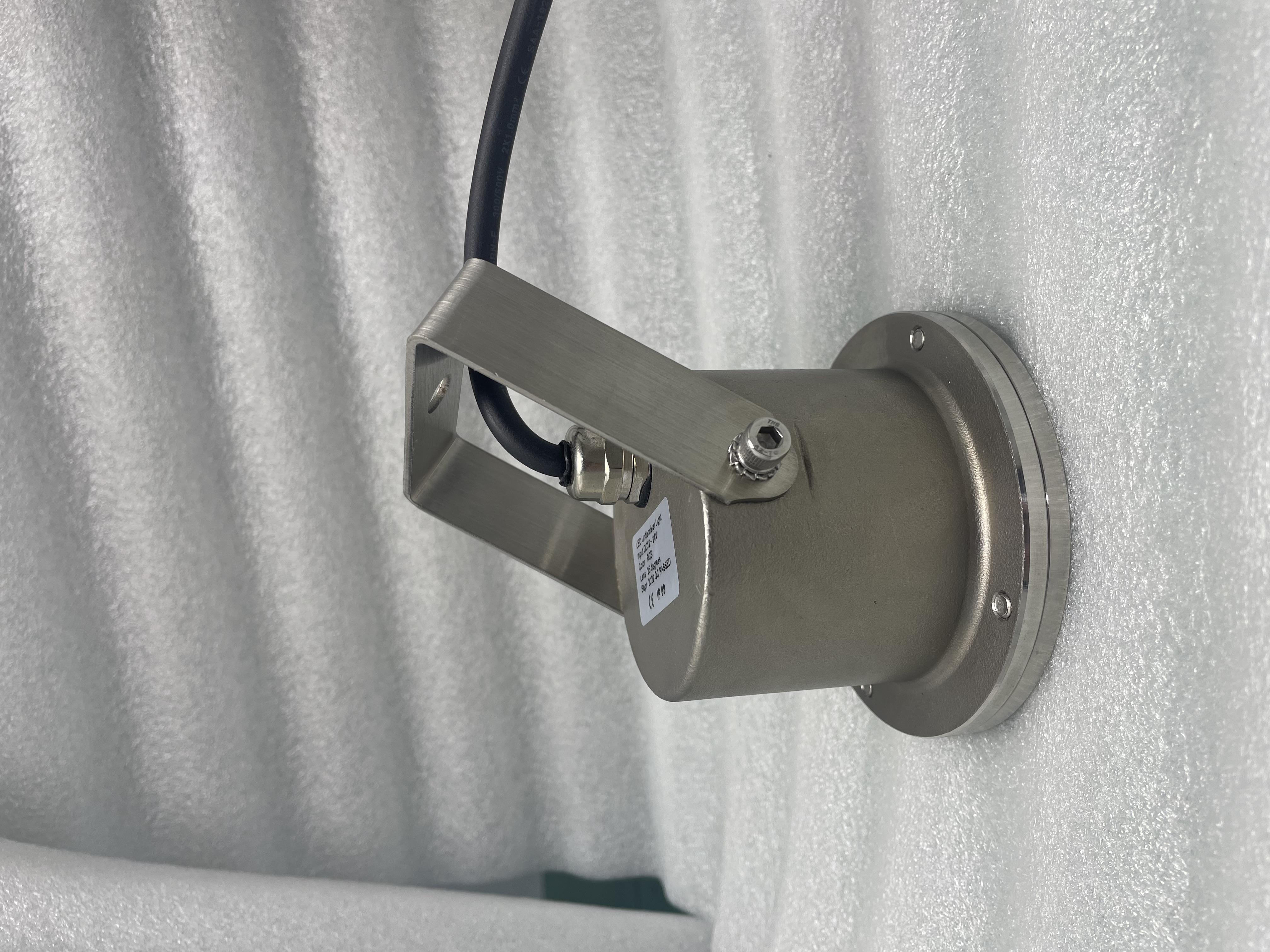 IP68 Aluminium 6W AC/DC In-Ground Pool Lights UW1710picture3